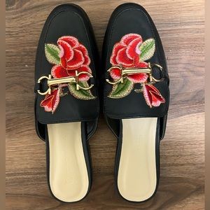 Women’s Rose Embroidered Loafers